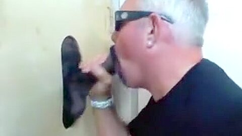 Gloryhole Chocolate Cums To Feed