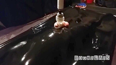Boundlads – Lucky Pup In Vacuumbed 14 Min