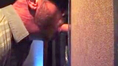 Gloryhole Sucking